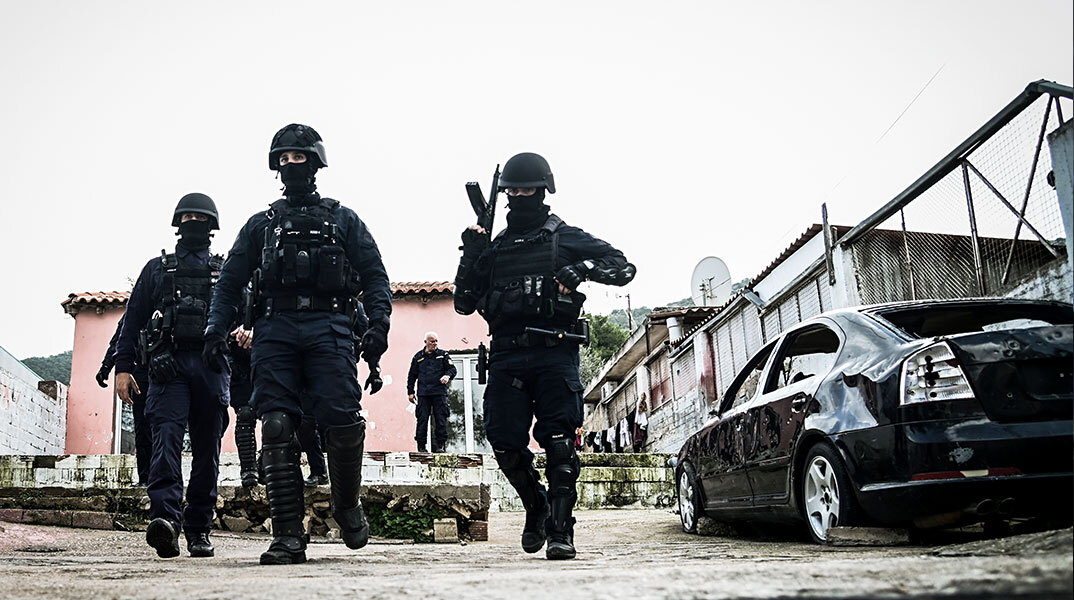 Αστυνομική επιχείρηση σε καταυλισμό Ρομά στη Θεσσαλονίκη