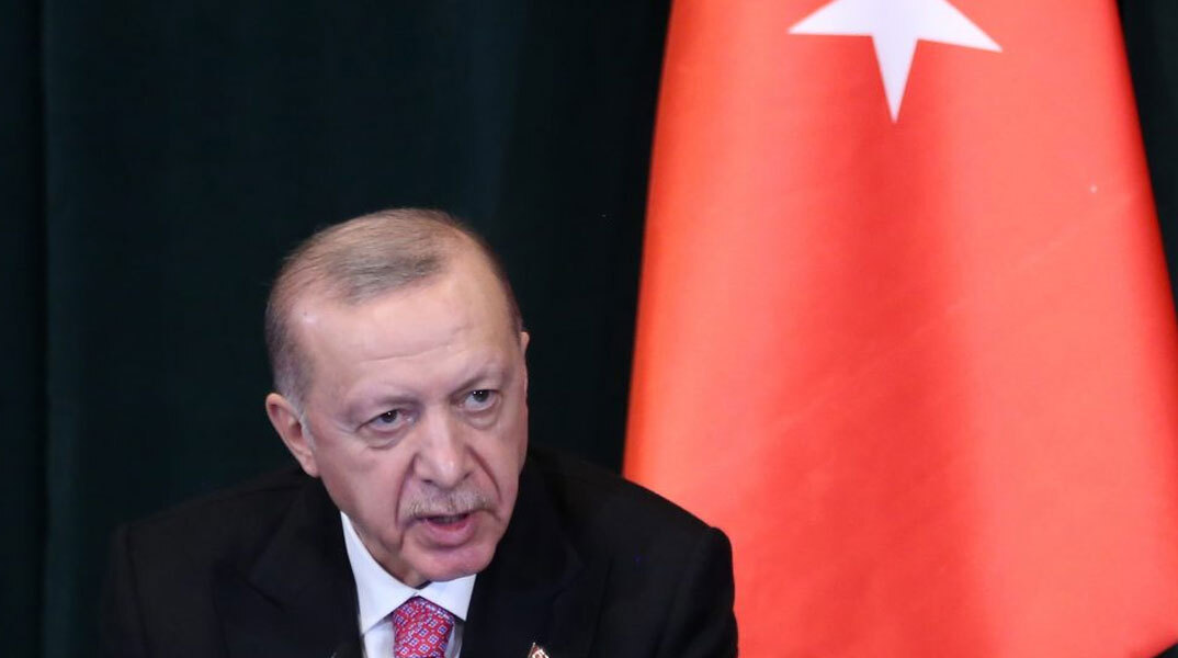 Ο Ερντογάν ισχυρίζεται ότι δεν επιδιώκει να γίνει «ισόβιος» πρόεδρος της Τουρκίας