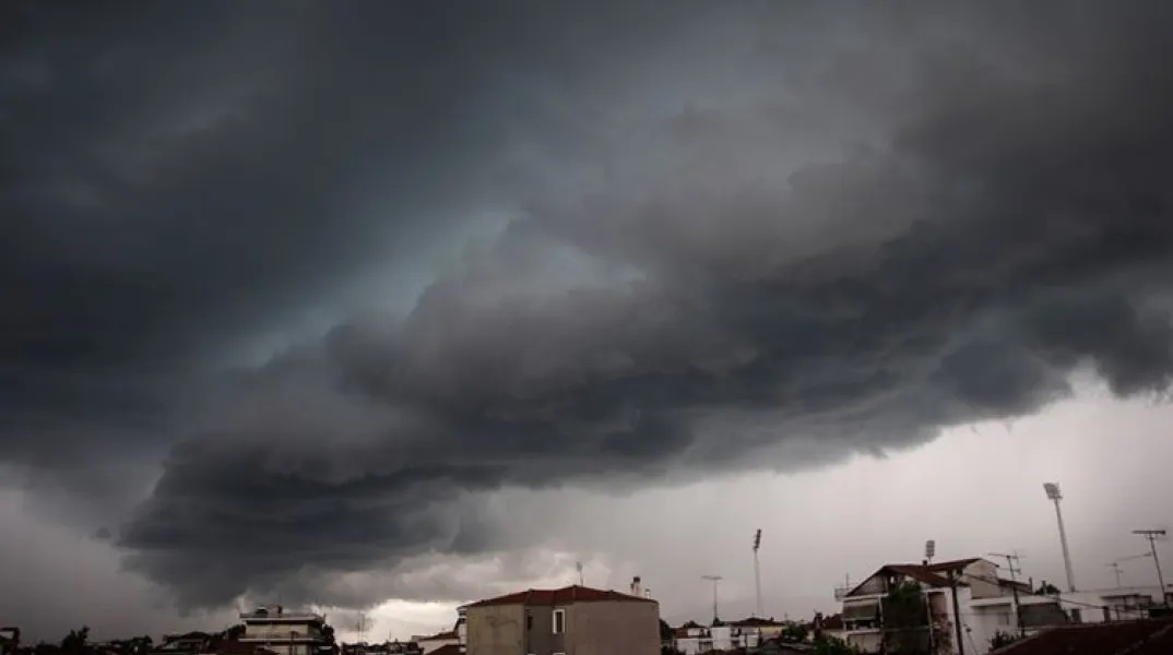 Βροχερός ο καιρός την Τετάρτη -  Χιόνια στα βόρεια ορεινά