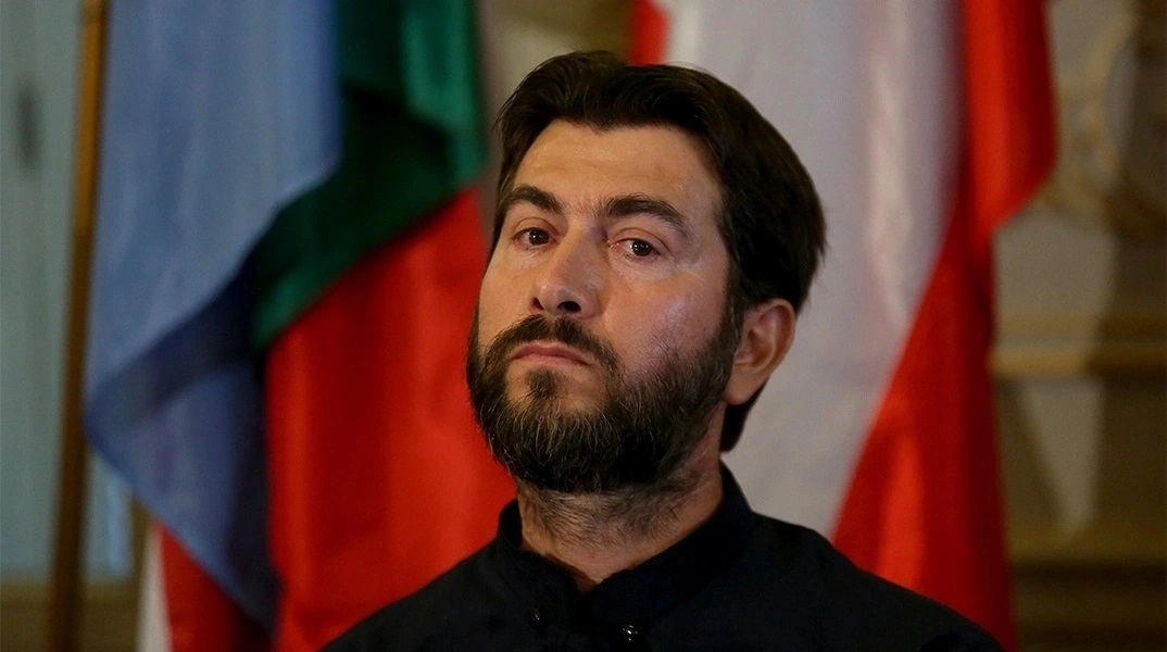 Δεσμεύθηκε η περιουσία του π. Αντώνιου και της πρεσβυτέρας