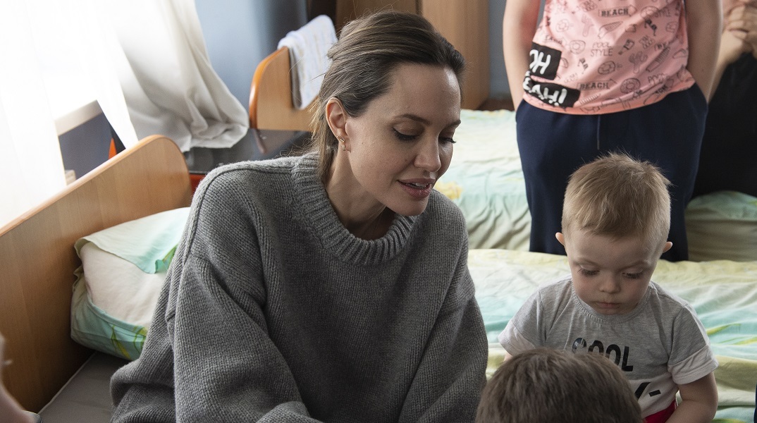 Η Αντζελίνα Τζολί δεν θα είναι πια ειδική απεσταλμένη της Ύπατης Αρμοστείας για τους Πρόσφυγες