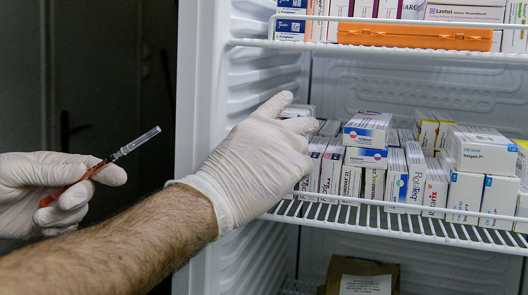 Οι ειδικοί συνιστούν το εμβόλιο γρίπης σε 10 κατηγορίες του πληθυσμού