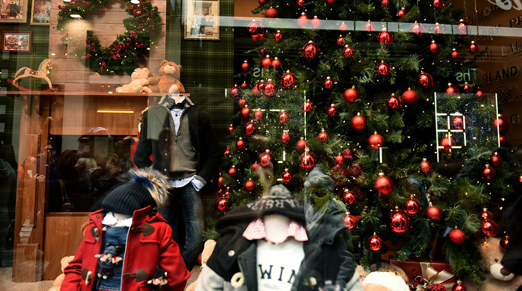 Ανοιχτά καταστήματα και σούπερ μάρκετ αυτήν την Κυριακή 18 Δεκεμβρίου 2022, σύμφωνα με το εορταστικό ωράριο Χριστουγέννων