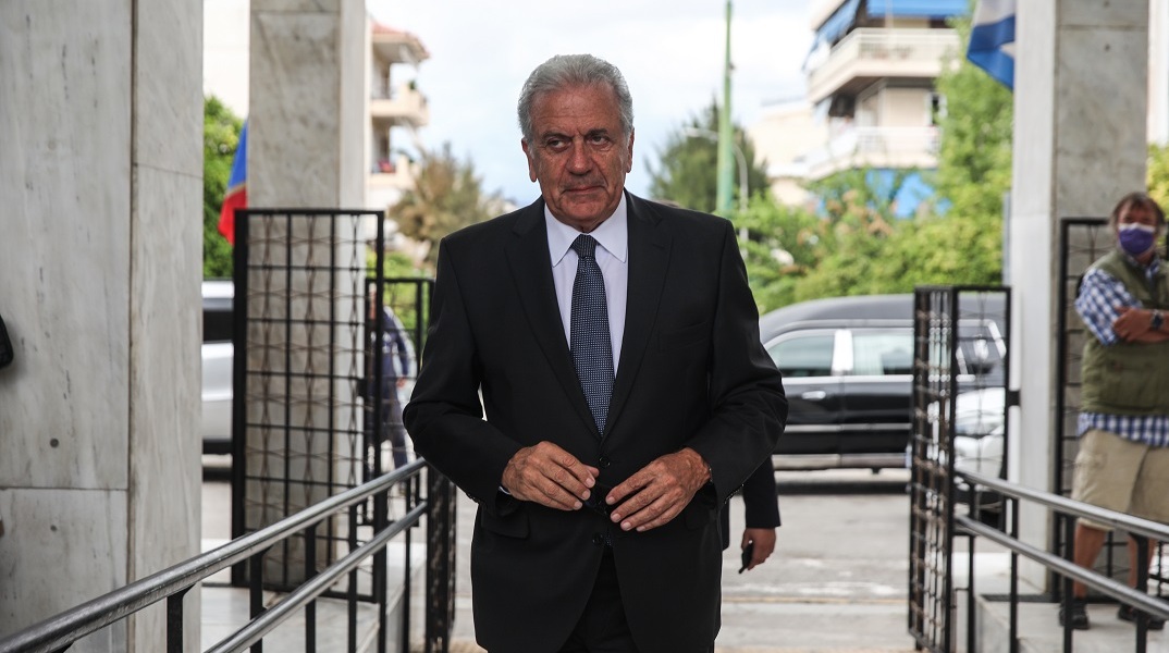 Qatargate: Στο μικροσκόπιο η συμμετοχή Αβραμόπουλου στην ΜΚΟ Παντσέρι - Τι λέει ο ίδιος