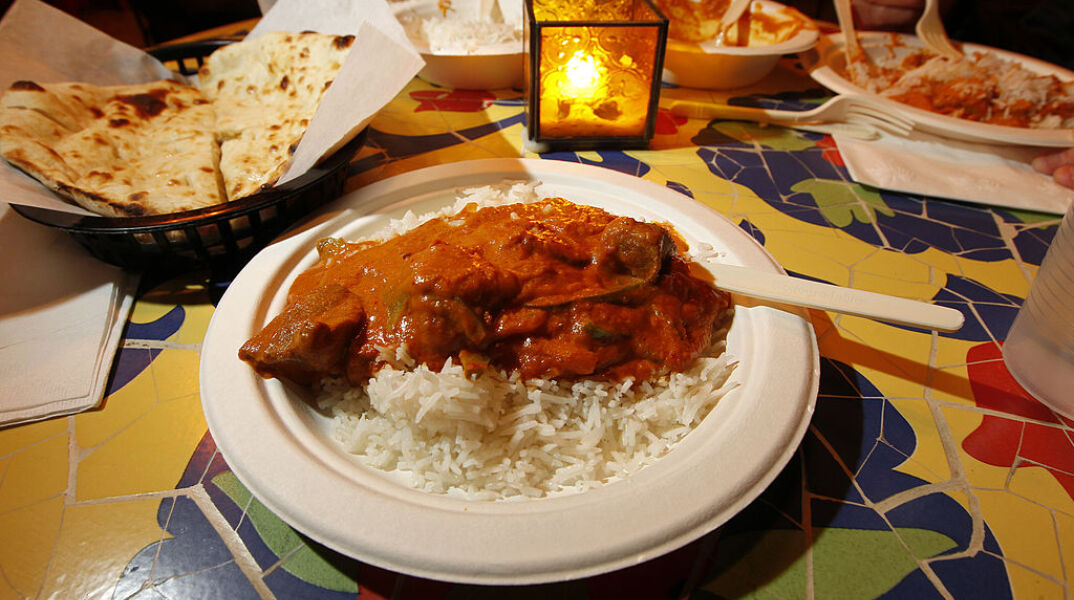Το Tikka masala είναι μίο συνταγή που πιστεύεται ότι έχει δημιουργηθεί από ατύχημ