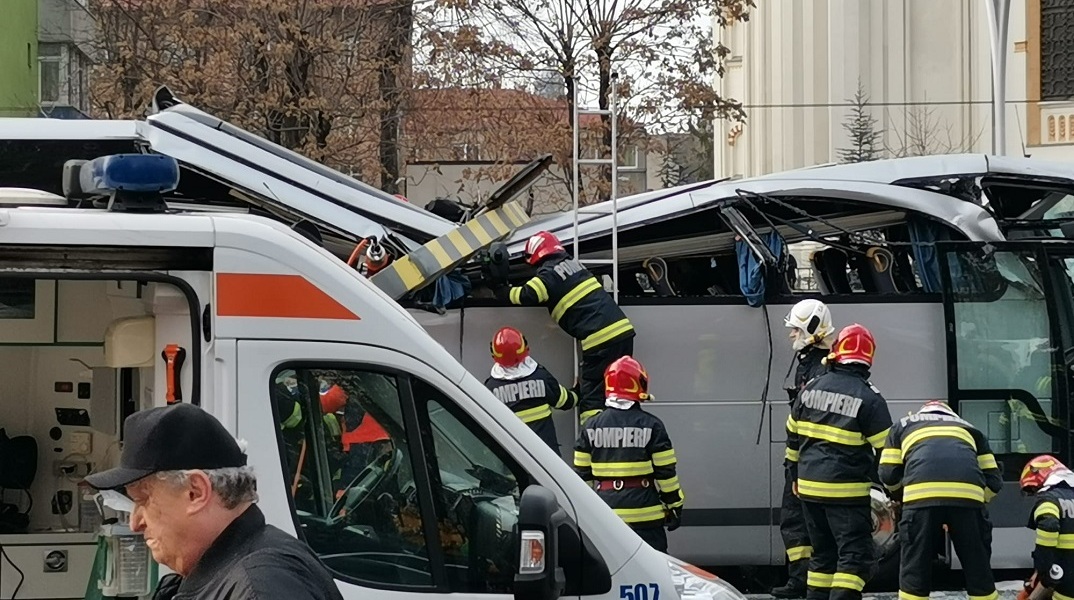 Ρουμανία: Πώς έγινε το τροχαίο δυστύχημα με το λεωφορείο 