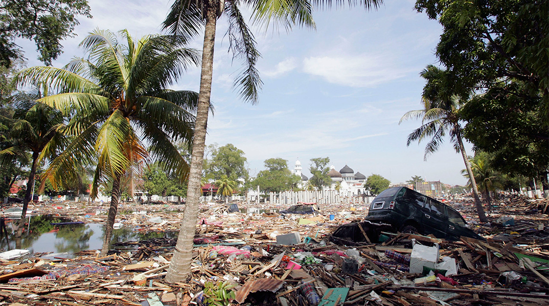 Περιοχή στην Ινδονησία μετά το τσουνάμι