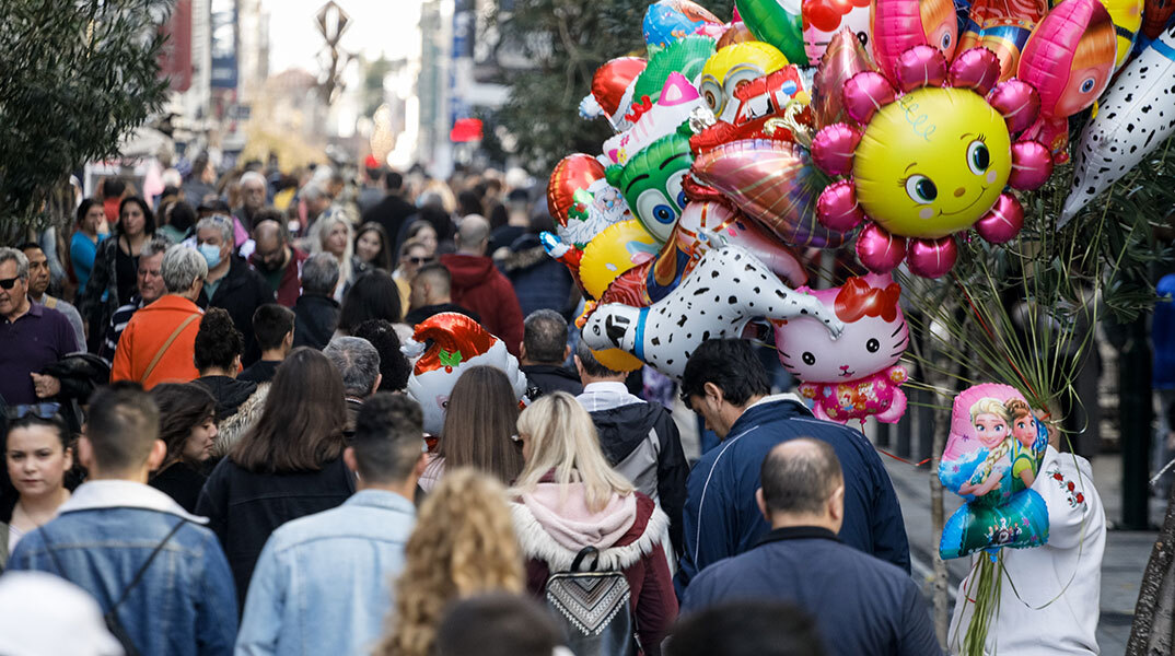 Με εορταστικό ωράριο η χριστουγεννάτικη αγορά μέχρι και την Πρωτοχρονιά