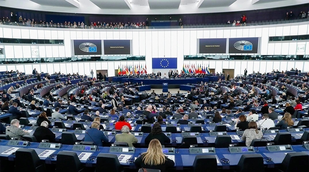 Qatargate: Πρωτοφανές το εύρος της έρευνας, λέει ο υπουργός Δικαιοσύνης του Βελγίου