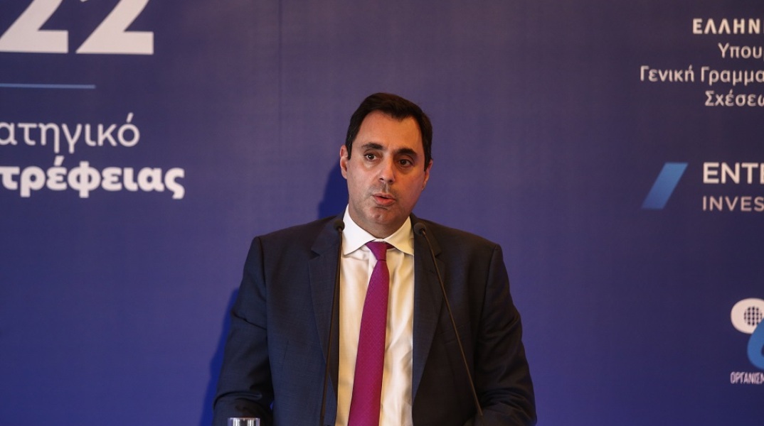 Ο Ι. Σμυρλής παραιτείται από τη θέση του γγ ΔΟΣ «προκειμένου να επιστρατευθεί στον εκλογικό αγώνα για τη νέα μεγάλη νίκη της ΝΔ»	