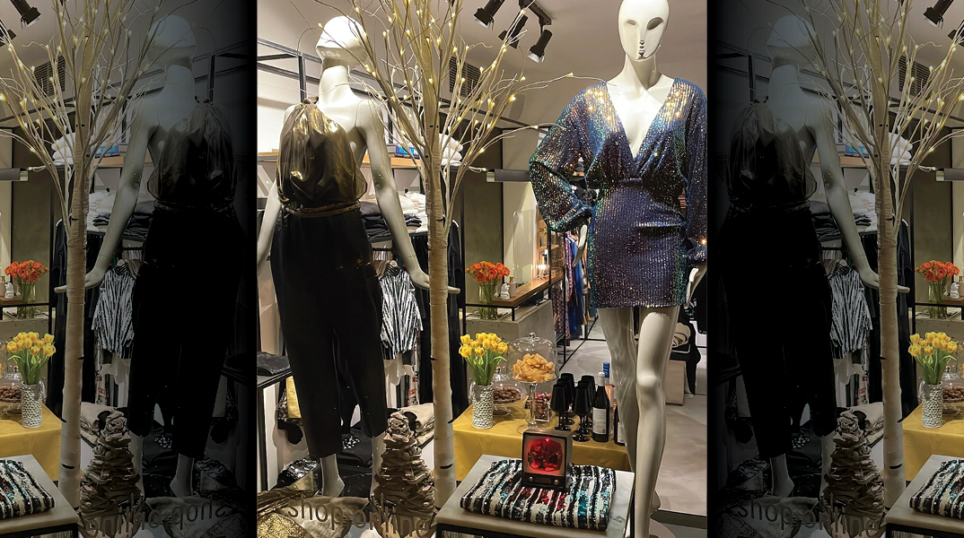 Βιτρίνα του Μourlokoukou στην οδό Σκουφά.