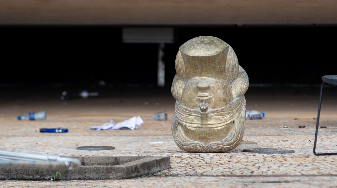 Βραζιλία: Οι δεσμοί μεταξύ Μπολσονάρου και του κινήματος Τραμπ