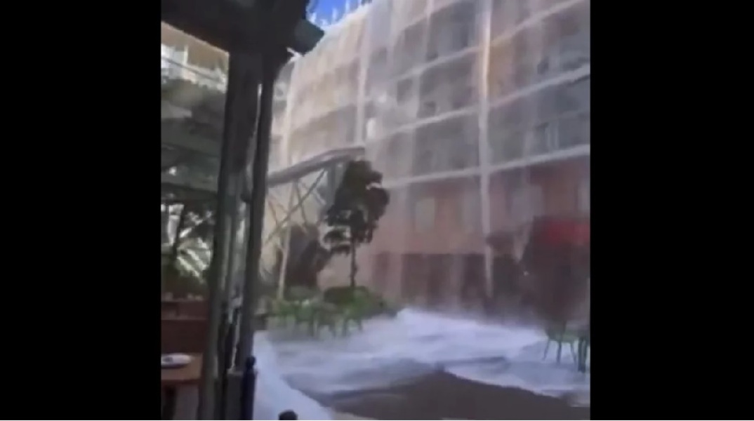 «Καταρράκτης» στο κρουαζιερόπλοιο «Harmony of the Seas»