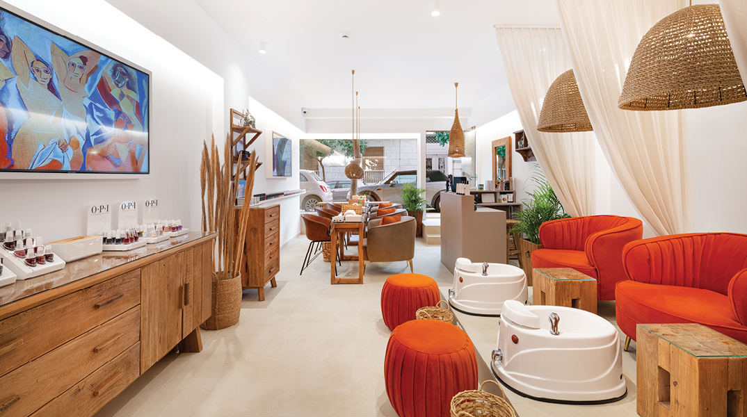 Hey You Nails (& champagne)