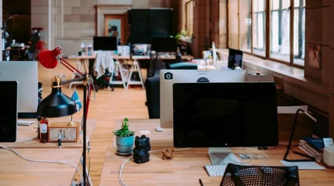 Εργασία: Η αύξηση της απασχόλησης παγκοσμίως θα μειωθεί φέτος στο ήμισυ