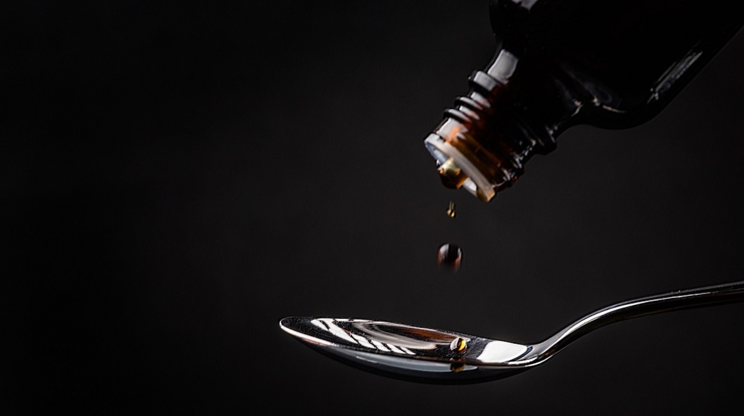 ΕΟΦ: Ανακαλείται παρτίδα από σιρόπι για το βήχα