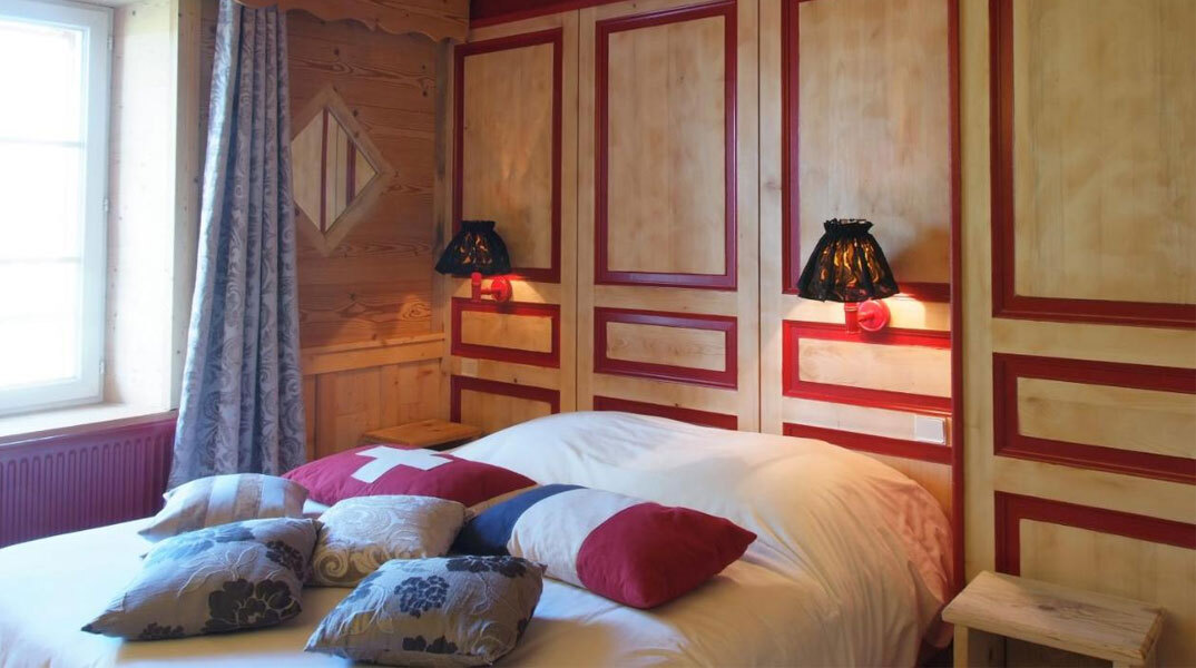 Στο Hotel Arbez υπάρχουν κρεβάτια που η μία τους πλευρά ανήκει στη Γαλλία και η άλλη στην Ελβετία