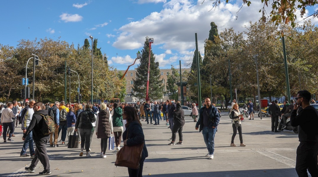 Πληθωρισμός: Οι 3+1 παρεμβάσεις  για τη βελτίωση του διαθέσιμου εισοδήματος