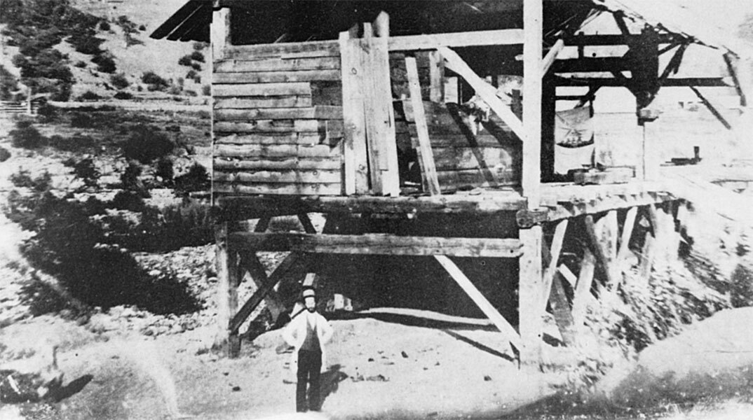 Το πριονιστήριο που κατασκευάστηκε στη γη του John Sutter ήταν η αφορμή ανακάλυψης του πρώτου ψήγματος χρυσού