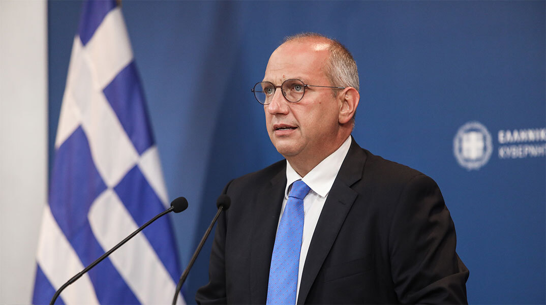 Ο κυβερνητικός εκπρόσωπος Γιάννης Οικονόμου