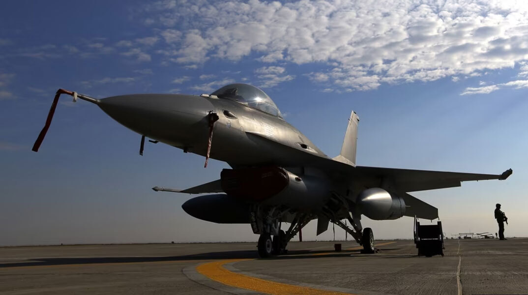 Μαχητικά F-16 από τη Δύση ζητά η Ουκρανία για να πολεμήσει τη Ρωσία