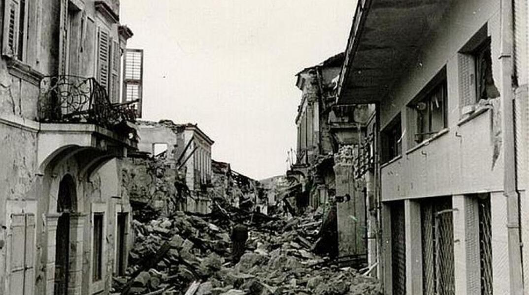 ΕΙΔΙΚΟ ΘΕΜΑ: Όταν η Ρόδος ισοπεδώθηκε από τον σεισμό	