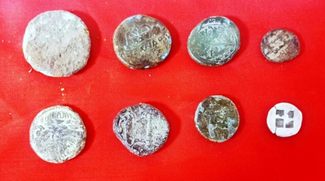 Δράμα: Συνελήφθη ανδρόγυνο που είχε στην κατοχή του αρχαία νομίσματα
