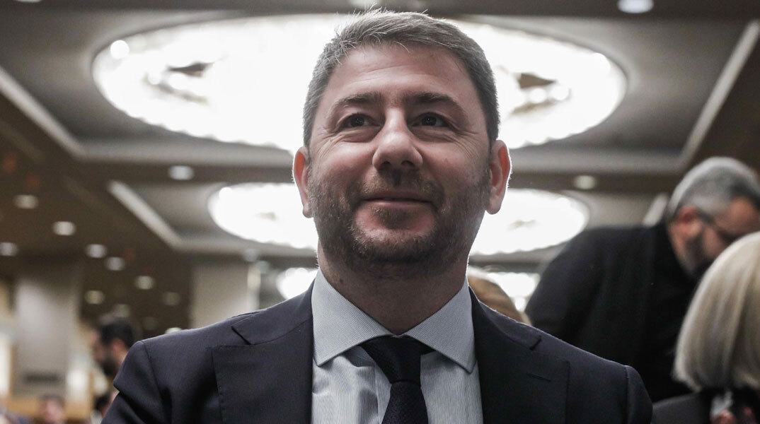 Ο Νίκος Ανδρουλάκης λέει «ναι» σε συγκυβέρνηση υπό συγκεκριμένους όρους