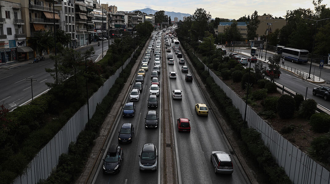 Μποτιλιάρισμα στη Λεωφόρο Μεσογείων