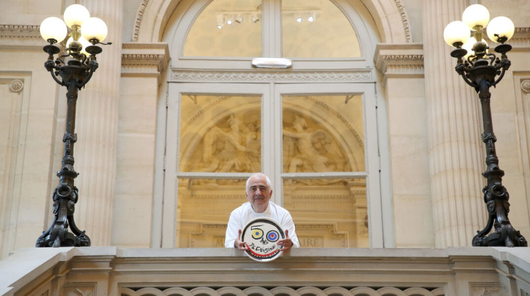 Και ο κριτικός των μεγάλων σεφ, κρίνεται