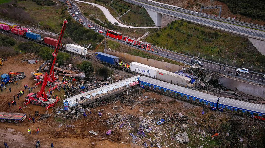 Σύγκρουση τρένων στα Τέμπη