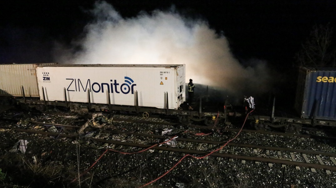 Σύγκρουση τρένων - Πρόεδρος μηχανοδηγών: Στη γραμμή Αθήνα-Θεσσαλονίκη όλα γίνονται χειροκίνητα