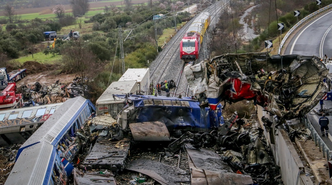 Σύγκρουση τρένων στα Τέμπη