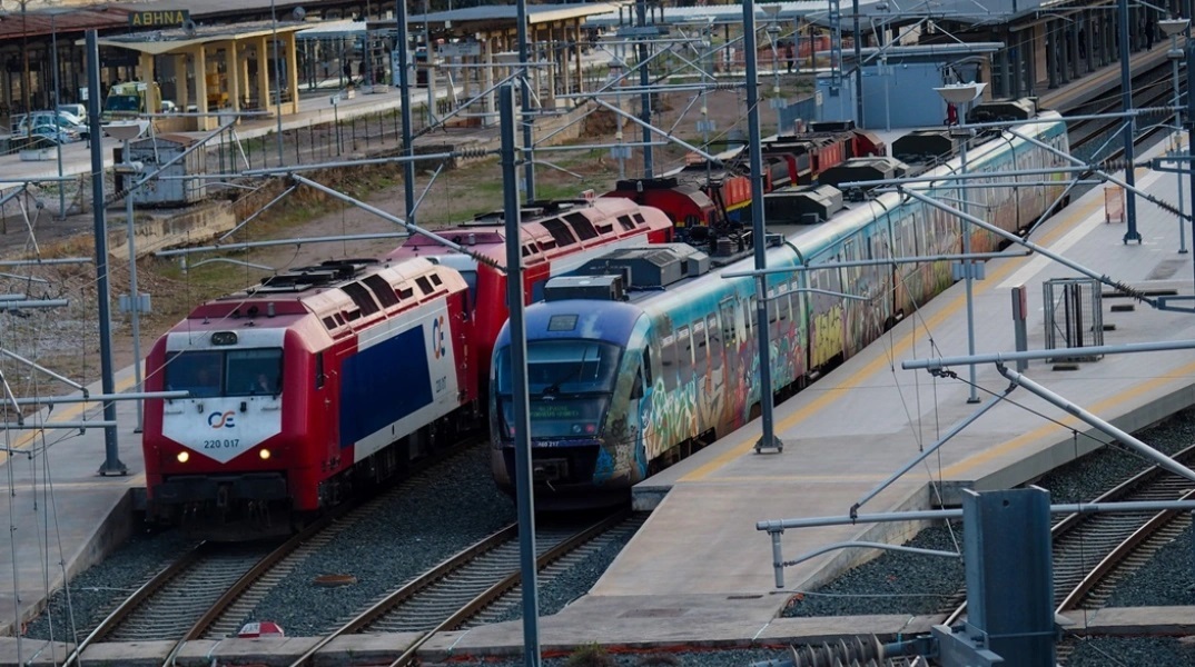 Τέμπη: Απεργία σε τρένα και προαστιακό μέχρι την Τετάρτη 