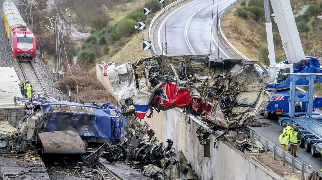 Σύγκρουση τρένων στα Τέμπη