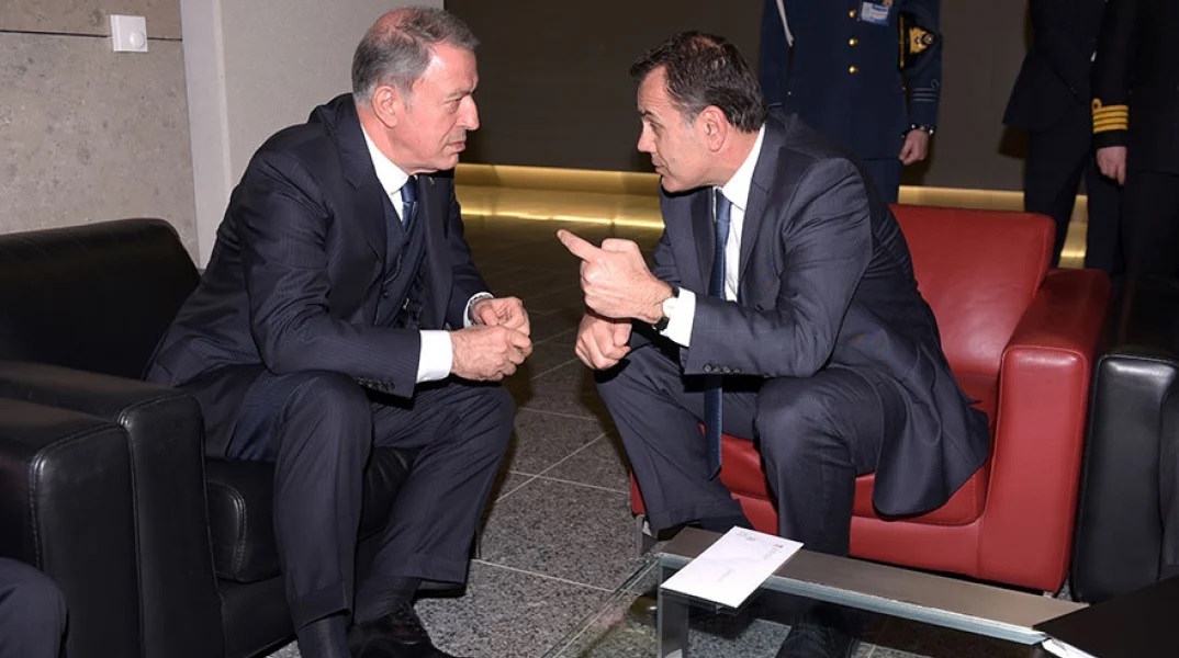 Ελλάδα - Τουρκία: Παναγιωτόπουλος και Ακάρ συμφώνησαν στη διατήρησης επικοινωνίας και συναντήσεων
