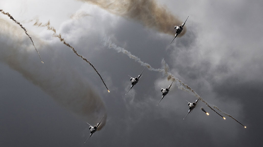 Μαχητικά της Πολεμικής Αεροπορίας της Ελβετίας κατά τη διάρκεια στρατιωτικής άσκησης
