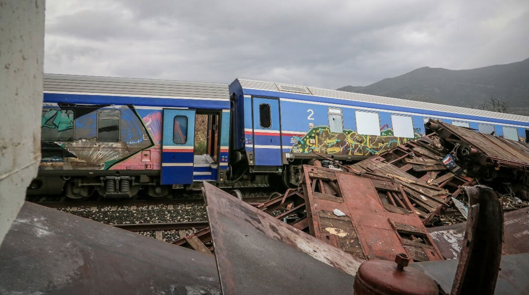 Η φονική σύγκρουση τρένων στα Τέμπη
