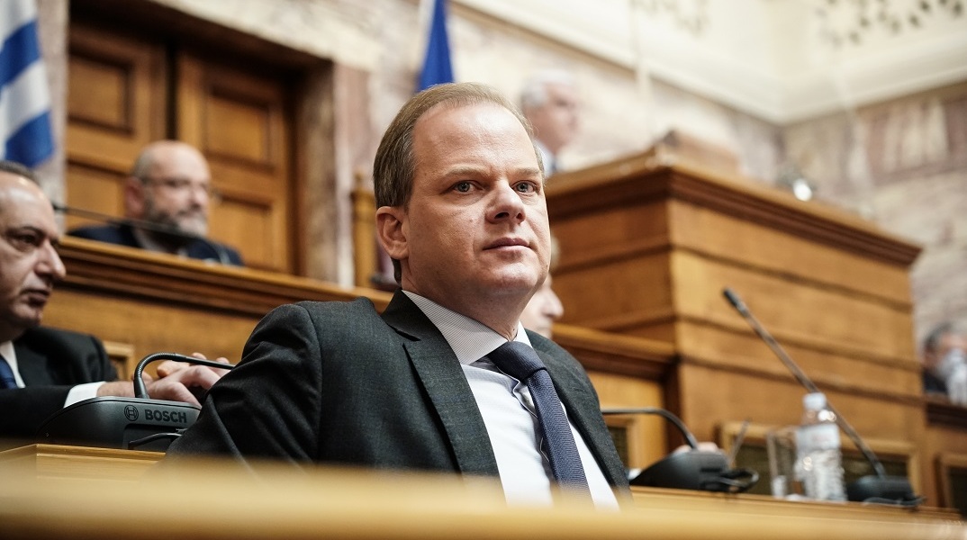 Τέμπη - Καραμανλής: «Αγνοήθηκαν πέντε δικλίδες ασφαλείας»