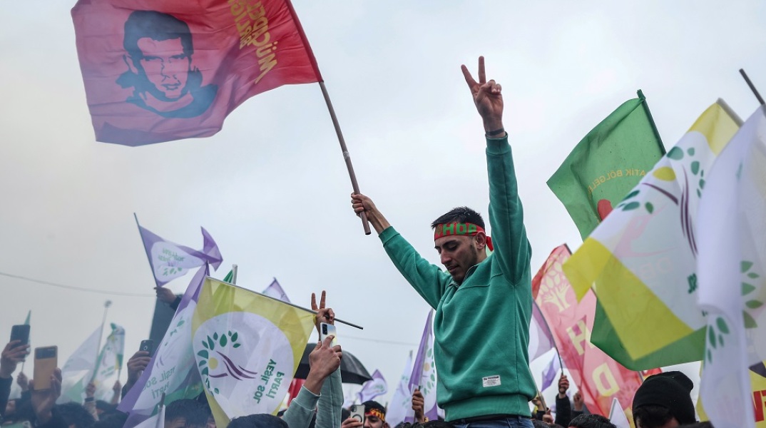 Τουρκία: Επί δεκαετίες στο περιθώριο της τουρκικής πολιτικής, οι Κούρδοι σε πιθανό ρόλο ρυθμιστή στις κρίσιμες εκλογές του Μαΐου	