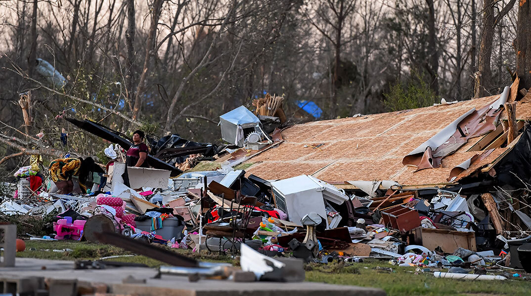 Διαλυμένο σπίτι στον Μισισίπι μετά τον ανεμοστρόβιλο