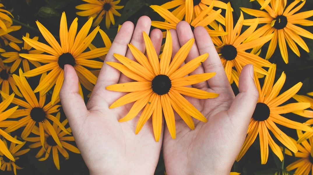 Εορτολόγιο: Σήμερα 28 Μαρτίου γιορτάζει…