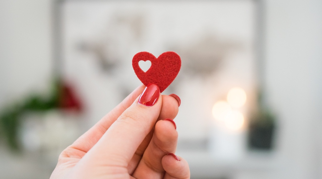 Εορτολόγιο: Σήμερα 21 Δεκεμβρίου γιορτάζει…