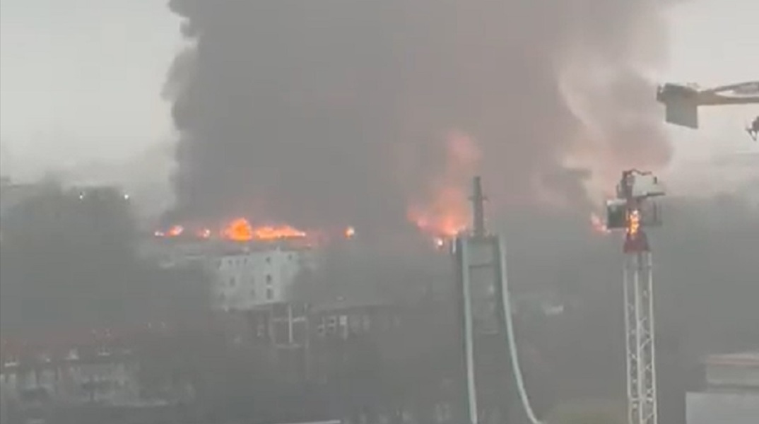 Γερμανία: Πυρκαγιά σε αποθήκη στο Αμβούργο