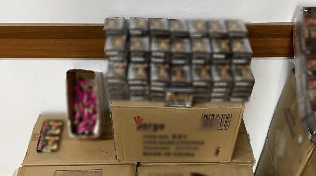 Ρέθυμνο: Συνελήφθη 47χρονος με πάνω από 110.000 κροτίδες