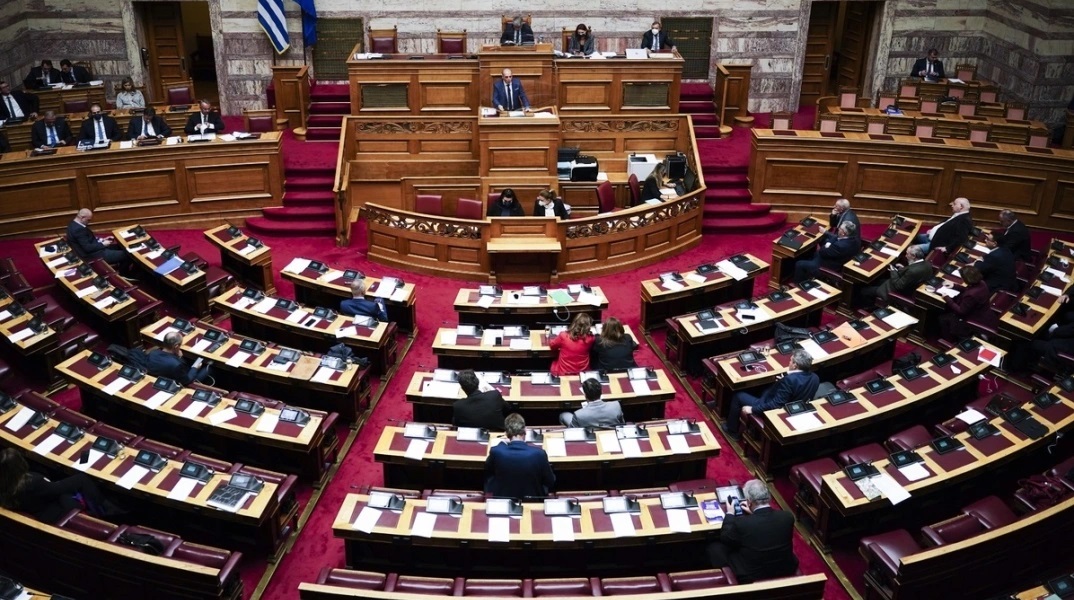 Αναπηρικά επιδόματα: Αύριο στη Βουλή η τροπολογία για την αύξηση