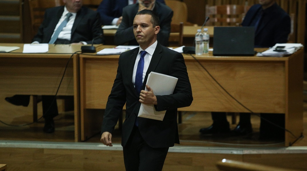 Ηλίας Κασιδιάρης: Στις 20 Απριλίου απολογείται στο Πειθαρχικό Συμβούλιο για το κινητό