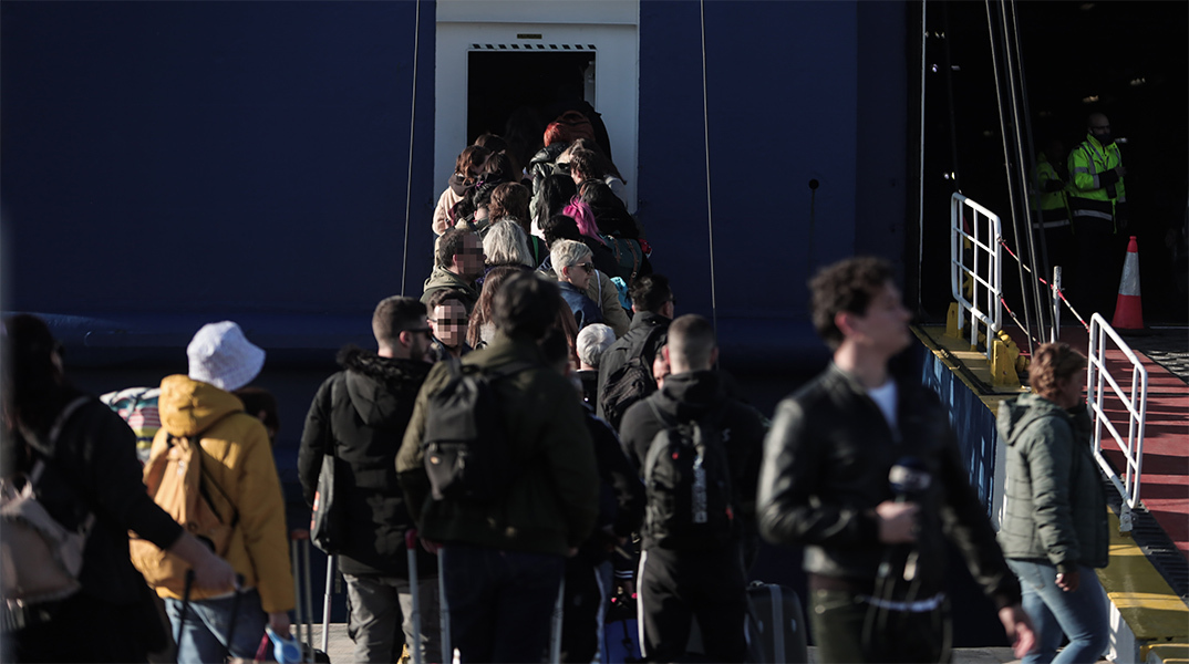 Επιβάτες πλοίου