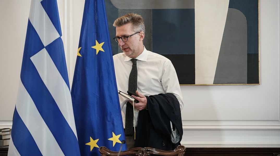 Εκλογές 2023 - Σκέρτσος: Ο κ. Τσίπρας πιστεύει ότι μπορεί να κοροϊδέψει τους νέους που δεν θυμούνται τη θητεία του