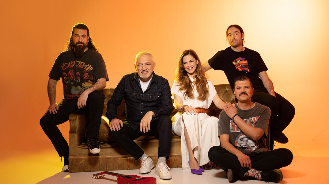 Ο Νίκος Πορτοκάλογλου και η Ρένα Μόρφη τραγουδούν για το MDA Ελλάς